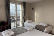 Chambre Supérieure Triple avec Vue et balcon