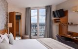 Chambre supérieure triple balcon vue Tour Eiffel et Sacré Coeur